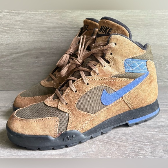 Vintage 1990s Nike Air Caldera Hiking ACG Boots Brown / Purple 8.5 - Picture 2 of 11